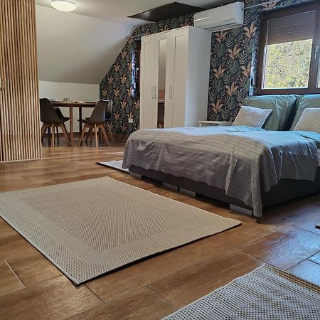 Rp Apartmanhaz Demjén Extérieur photo