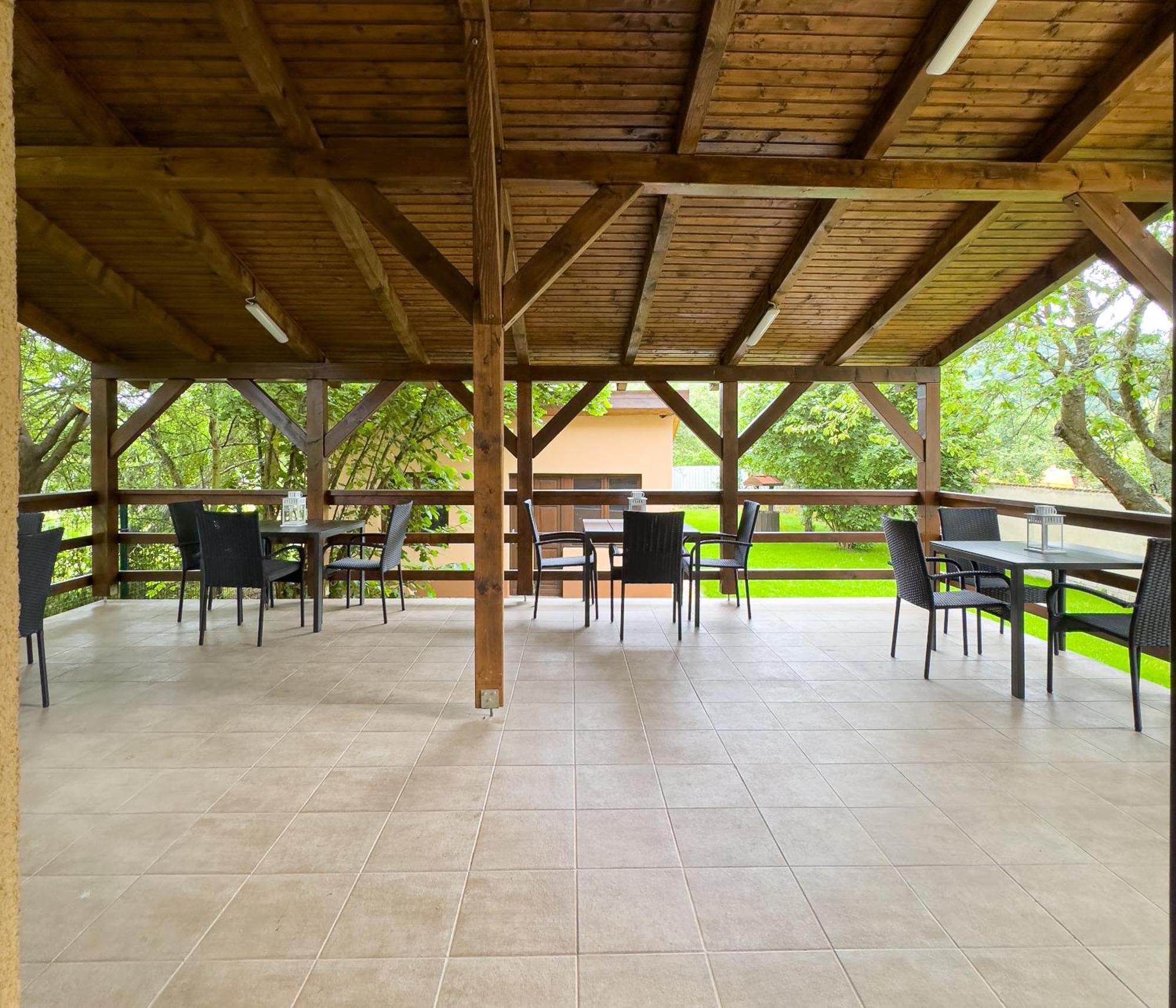 Rp Apartmanhaz Demjén Extérieur photo