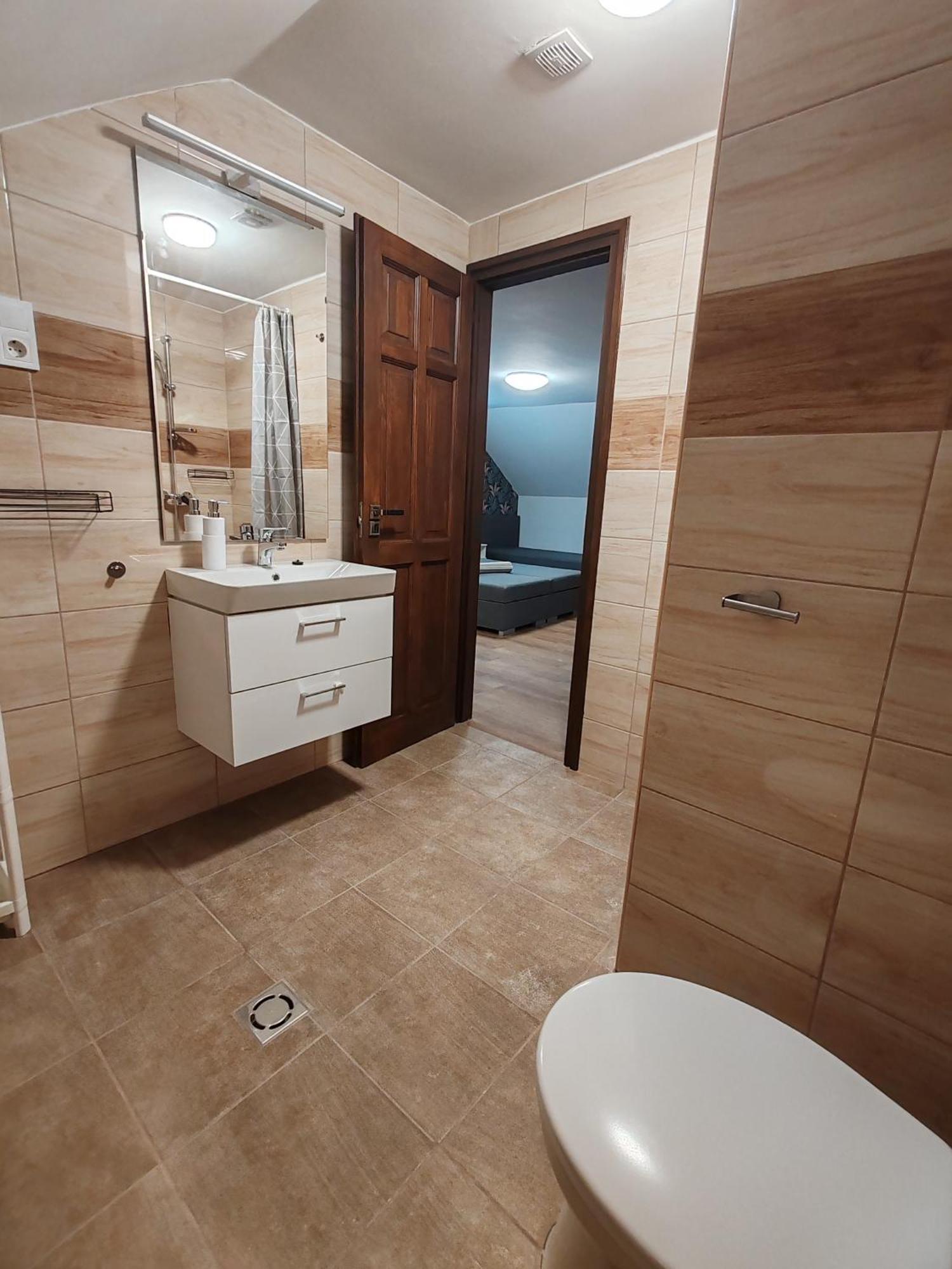 Rp Apartmanhaz Demjén Extérieur photo