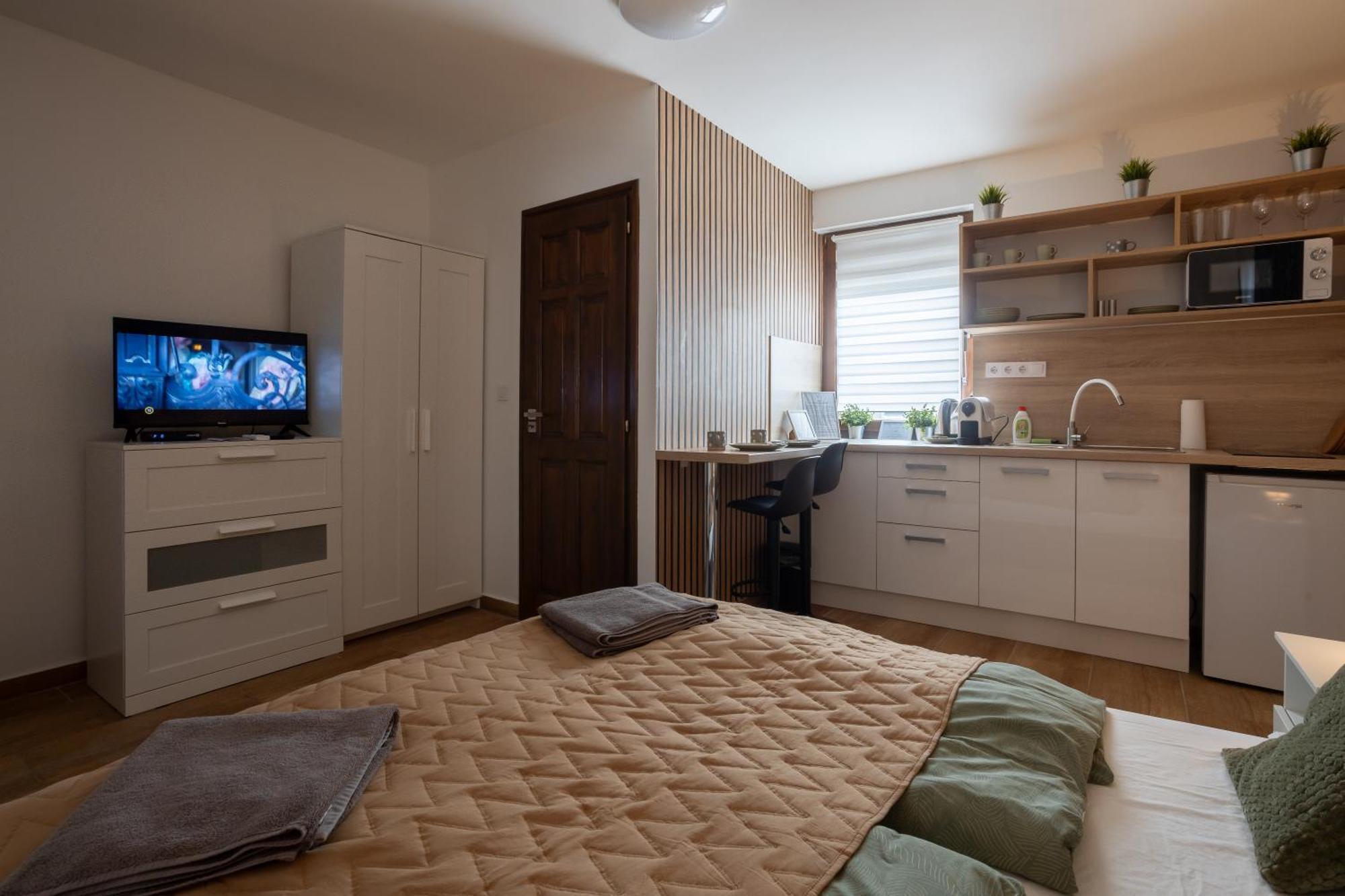 Rp Apartmanhaz Demjén Extérieur photo