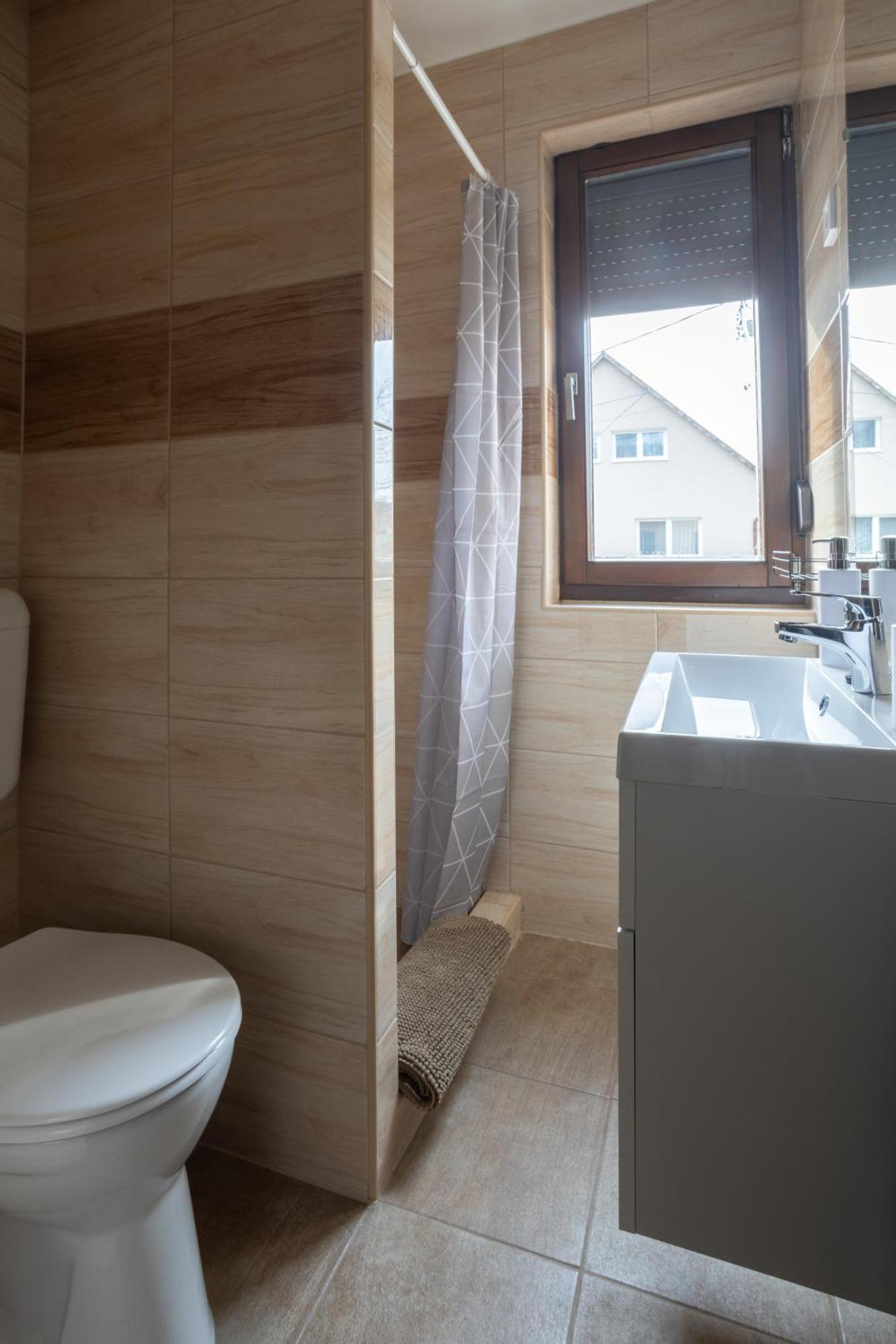 Rp Apartmanhaz Demjén Extérieur photo
