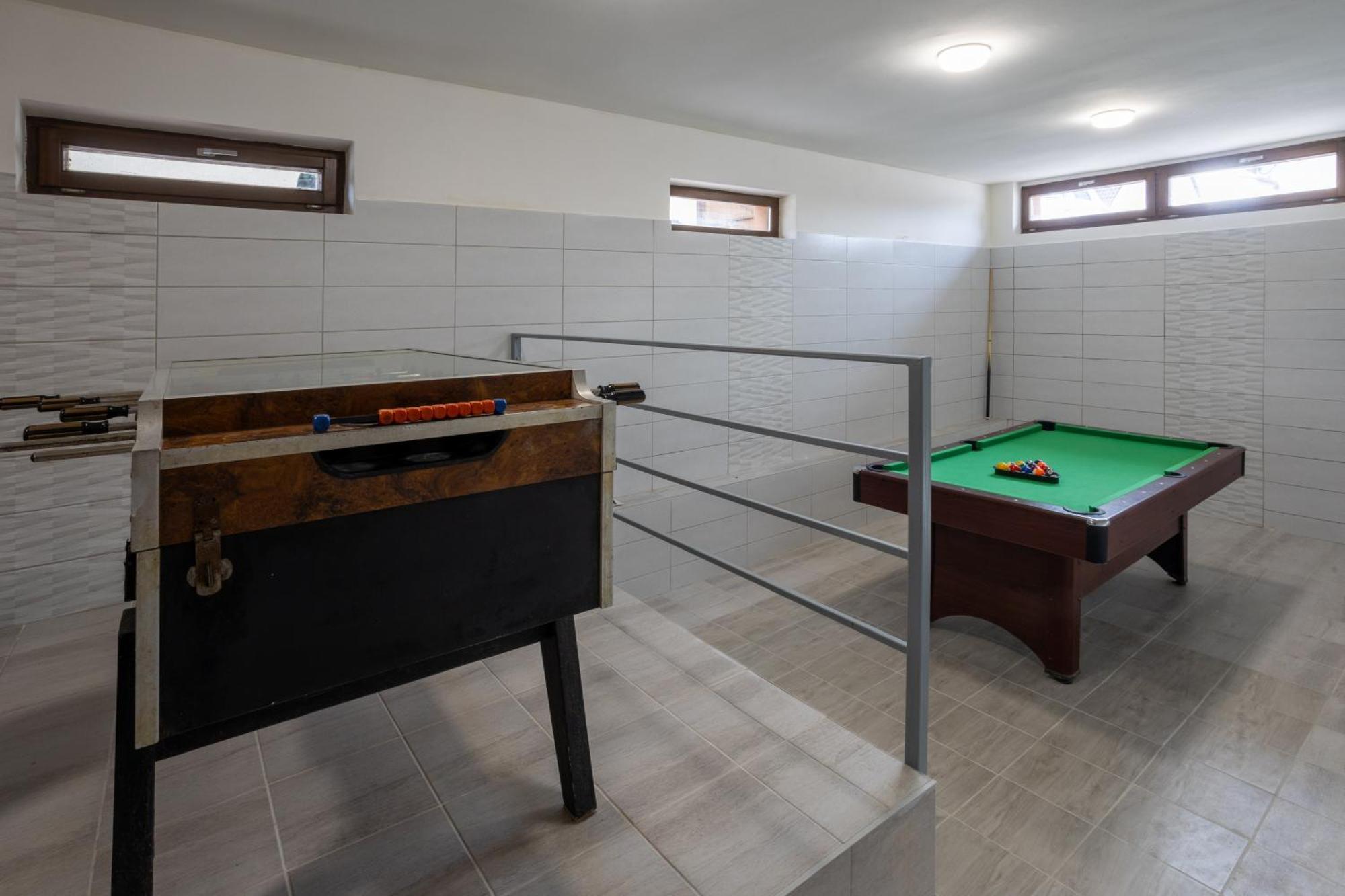 Rp Apartmanhaz Demjén Extérieur photo